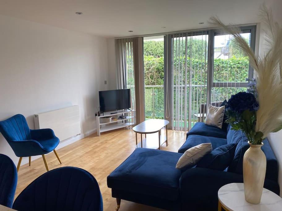 Modern Apartment, Fistral