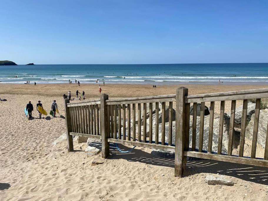 Modern Apartment, Fistral Apartment